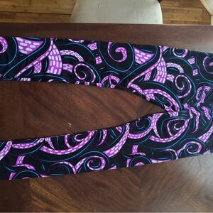 Xhilaration Black Leggings with Purple and Blue Pattern